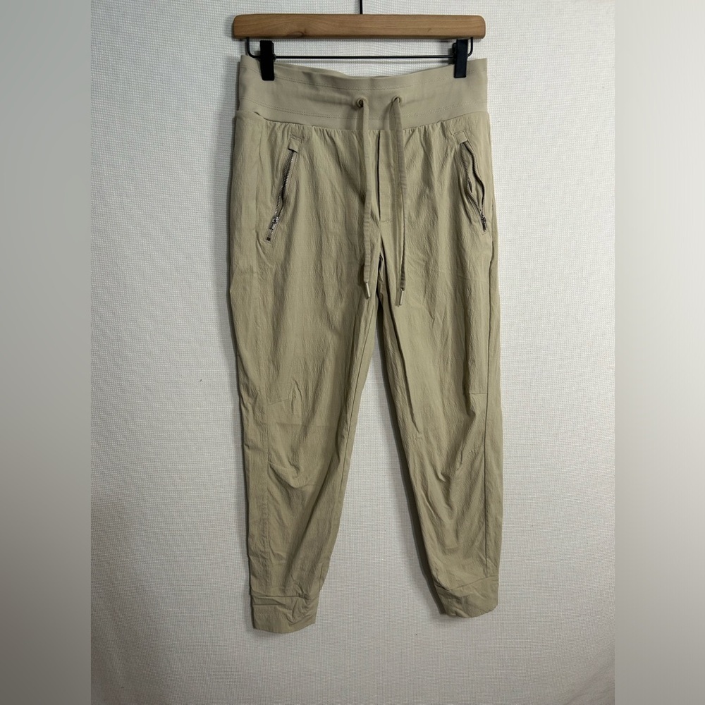 Athleta Trekkie North Jogger Size 4 - Picture 3 of 8